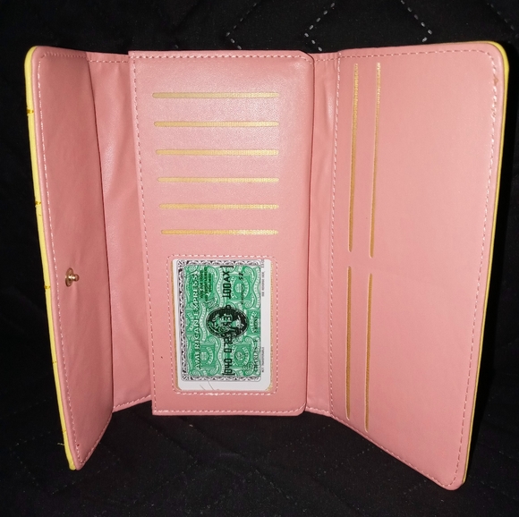 Ladies Wallet - Picture 2 of 2